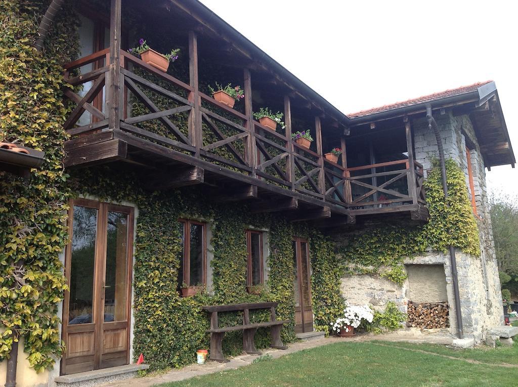 Il Ciliegio Selvatico Apartment Verbania Luaran gambar